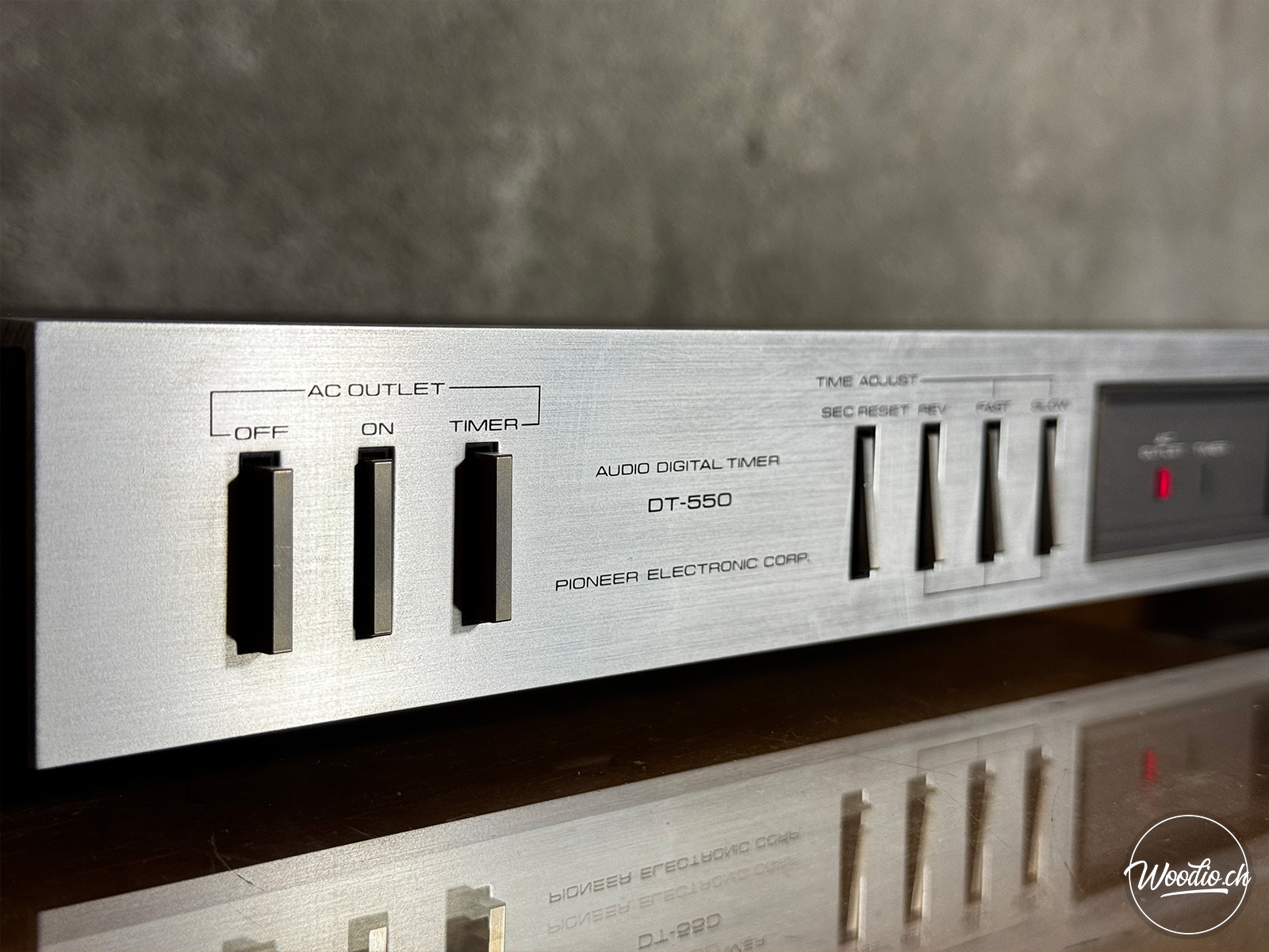 Pioneer DT-550 - Left